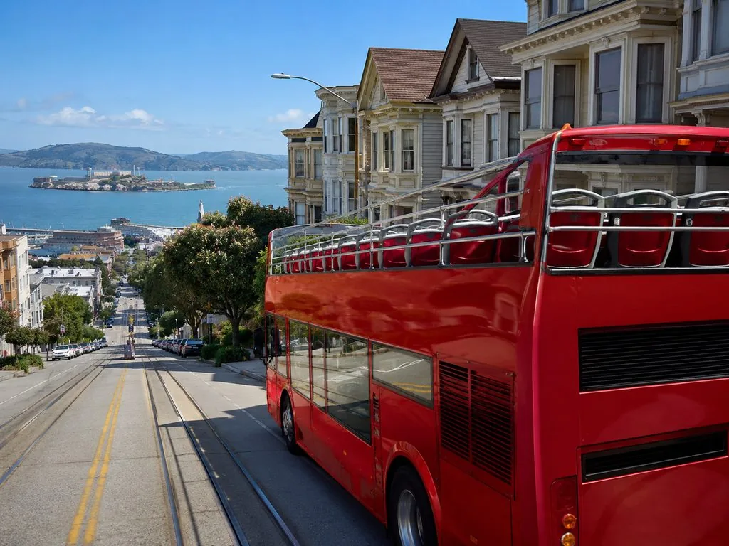 Alcatraz Island & 72-Hour Hop-On Hop-Off Tour